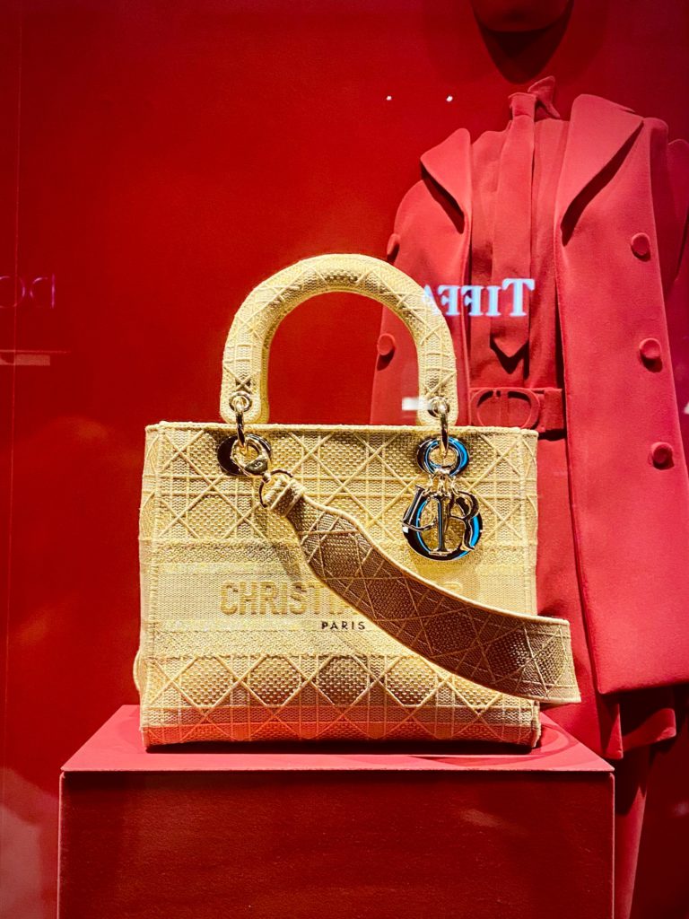 Luxury bags auction in japan Archives - AuthenticExperts
