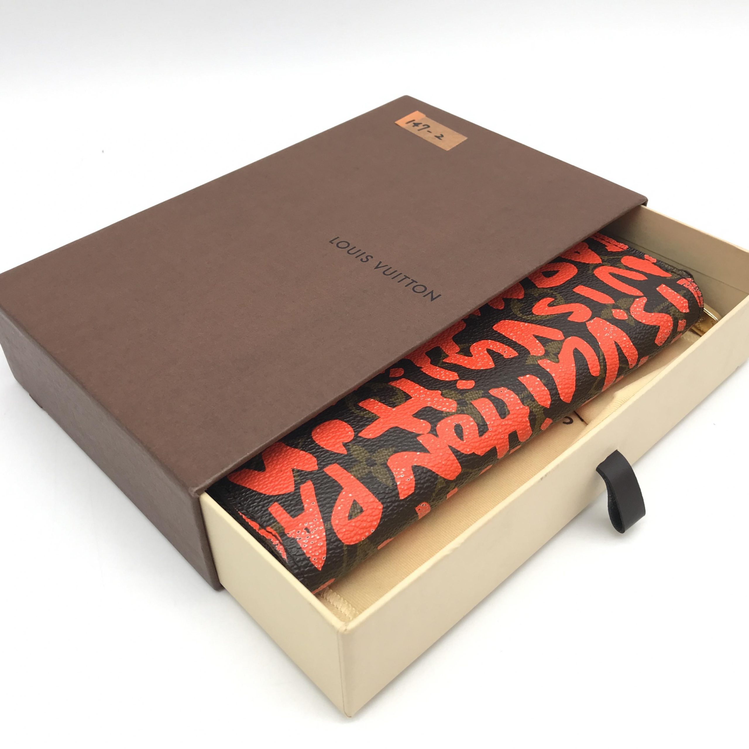 Louis Vuitton Stephen Sprouse Pink Monogram Graffiti Zippy Wallet Long Zip  ref.322410 - Joli Closet