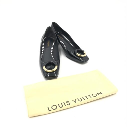 Louis Vuitton - Patent leather black heeled shoes