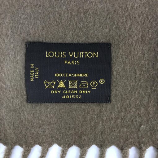 Louis Vuitton - Beige cashmere scarf with logo - Image 10