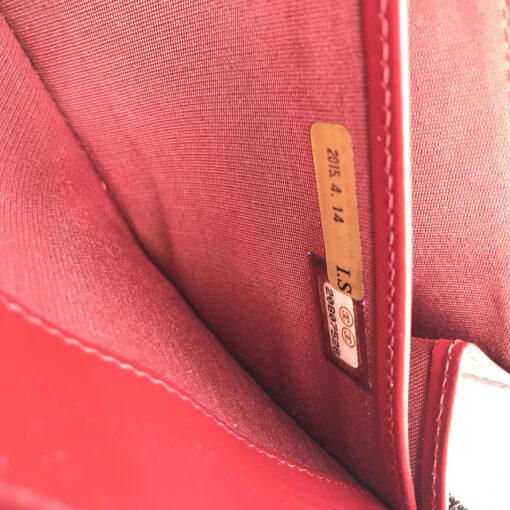 Chanel - Red Chevron Quilted Leather Zip Wallet - Image 10