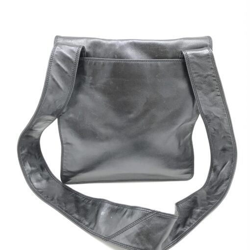 Chanel - Vintage leather crossbody shoulder bag - Image 2