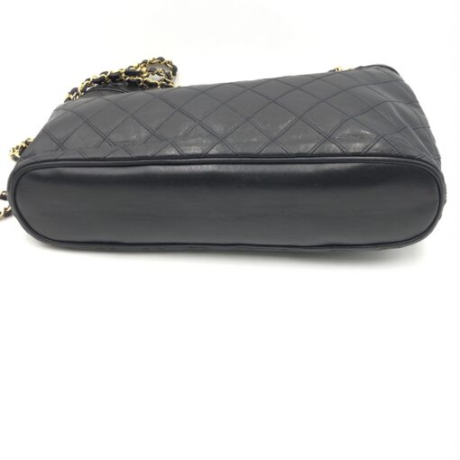 Chanel - Black quilted lambskin shoulder tote - Image 4