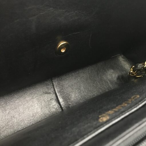Chanel - Chanel Maxi lambskin chain shoulder bag - Image 8