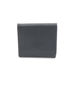 Gucci - Compact leather wallet with sleek design